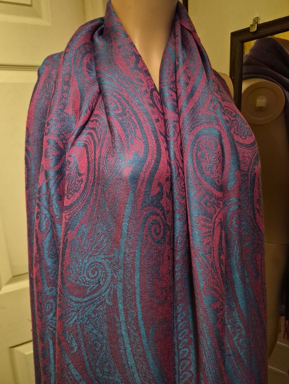 Pashina Elegant Teal and Magenta Paisley Women’s Wrap Scarf With Fringe 82X22"